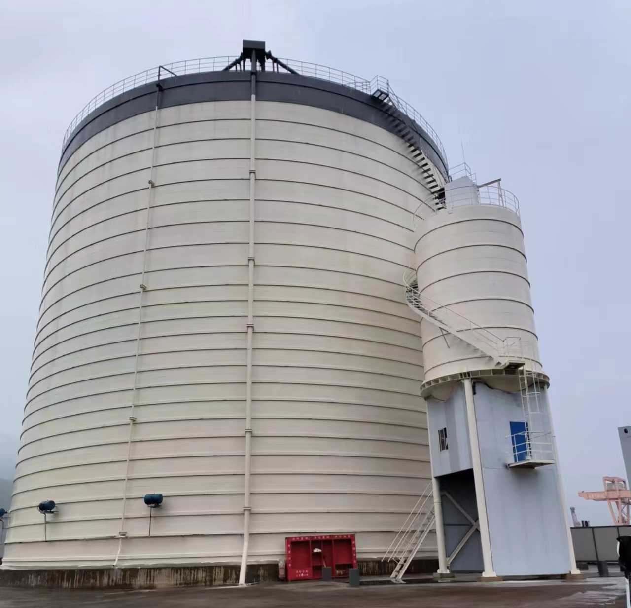 洪梅镇10万吨水泥钢板库